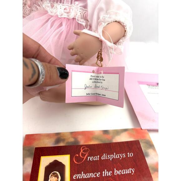 VTG Ashton Drake I Wish You Love Porcelain Baby Doll First Issue - Picture 8 of 16